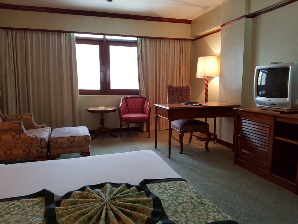 The Park Hotel Sukhumvit 7 Μπανγκόκ Εξωτερικό φωτογραφία