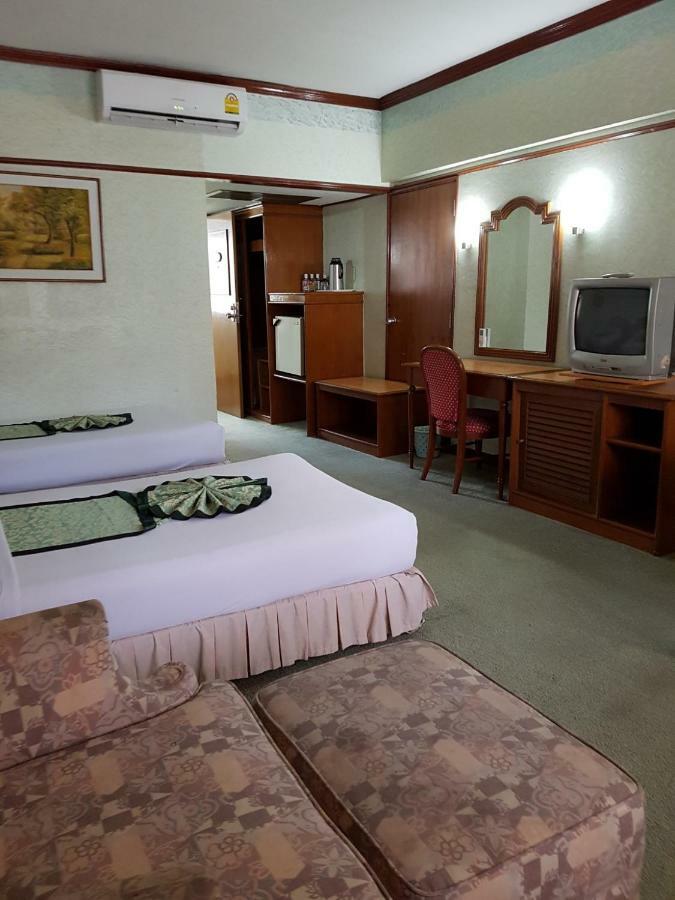 The Park Hotel Sukhumvit 7 Μπανγκόκ Εξωτερικό φωτογραφία