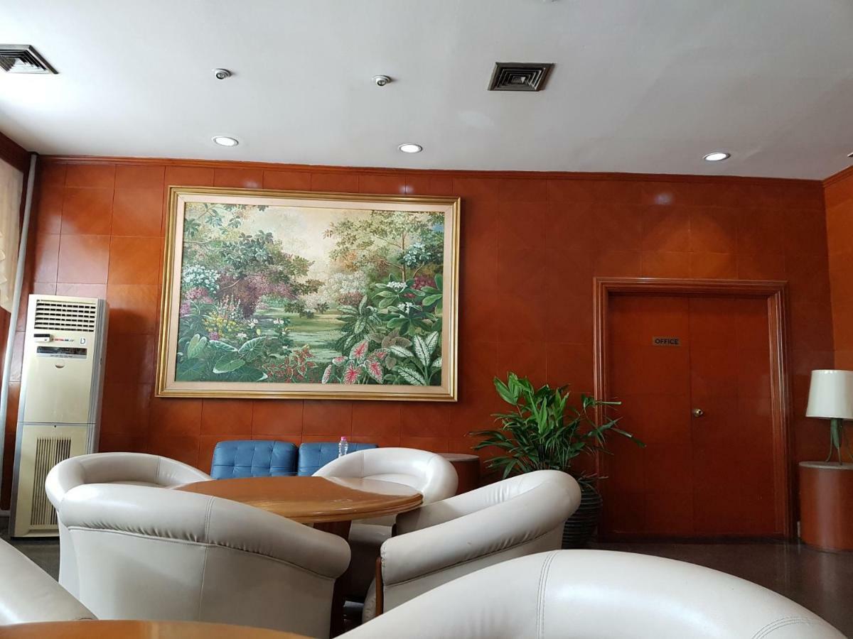 The Park Hotel Sukhumvit 7 Μπανγκόκ Εξωτερικό φωτογραφία