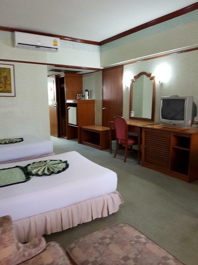 The Park Hotel Sukhumvit 7 Μπανγκόκ Εξωτερικό φωτογραφία