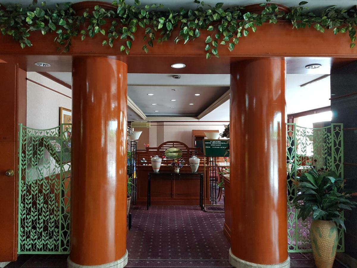The Park Hotel Sukhumvit 7 Μπανγκόκ Εξωτερικό φωτογραφία